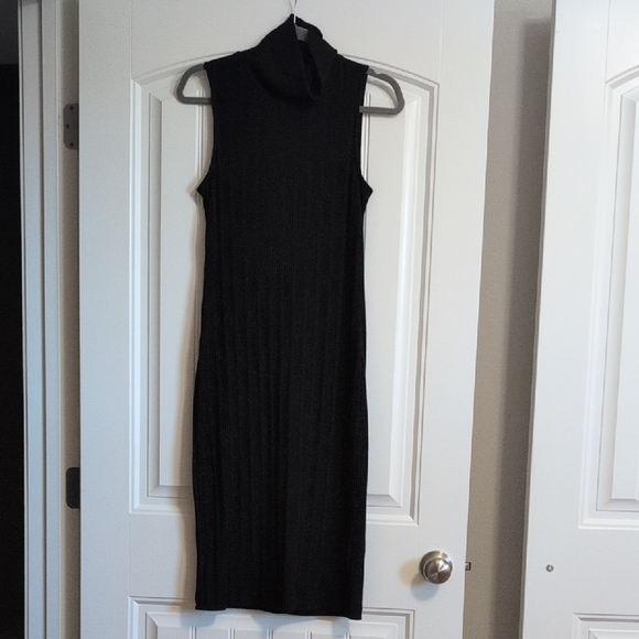 Nine West Dresses & Skirts - Nine West Black Sleeveless Midi Dress